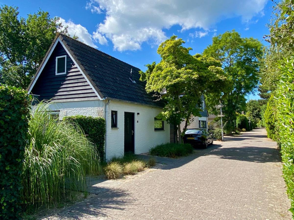 Heerlijk Vrijstaand Huis Aan De Duinen Burgh-Haamstede Kültér fotó