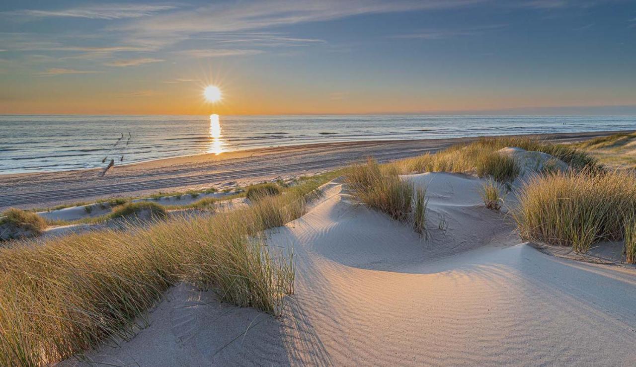 Heerlijk Vrijstaand Huis Aan De Duinen Burgh-Haamstede Kültér fotó